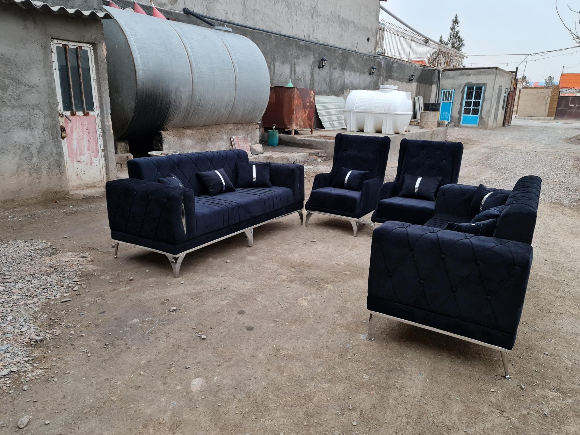 عکس تولیدی مبلمان هنرمند 