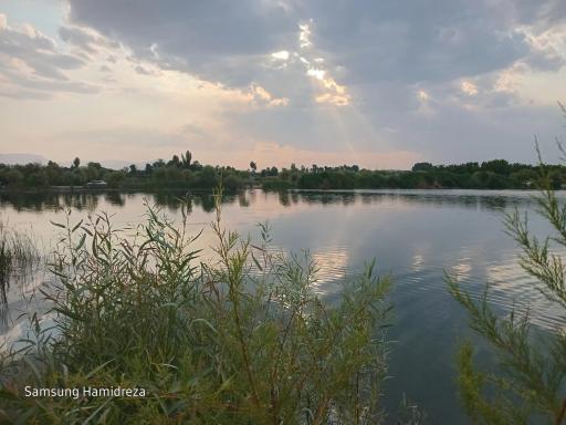 عکس دریاچه شهید سعید داربلوطی