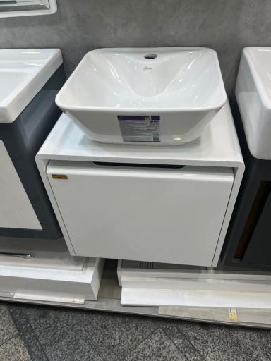 عکس ماهان کابین