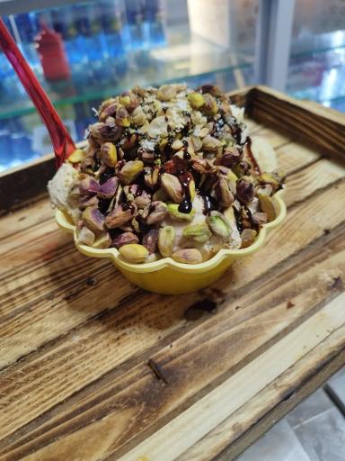 عکس آبمیوه و بستنی وانیلا