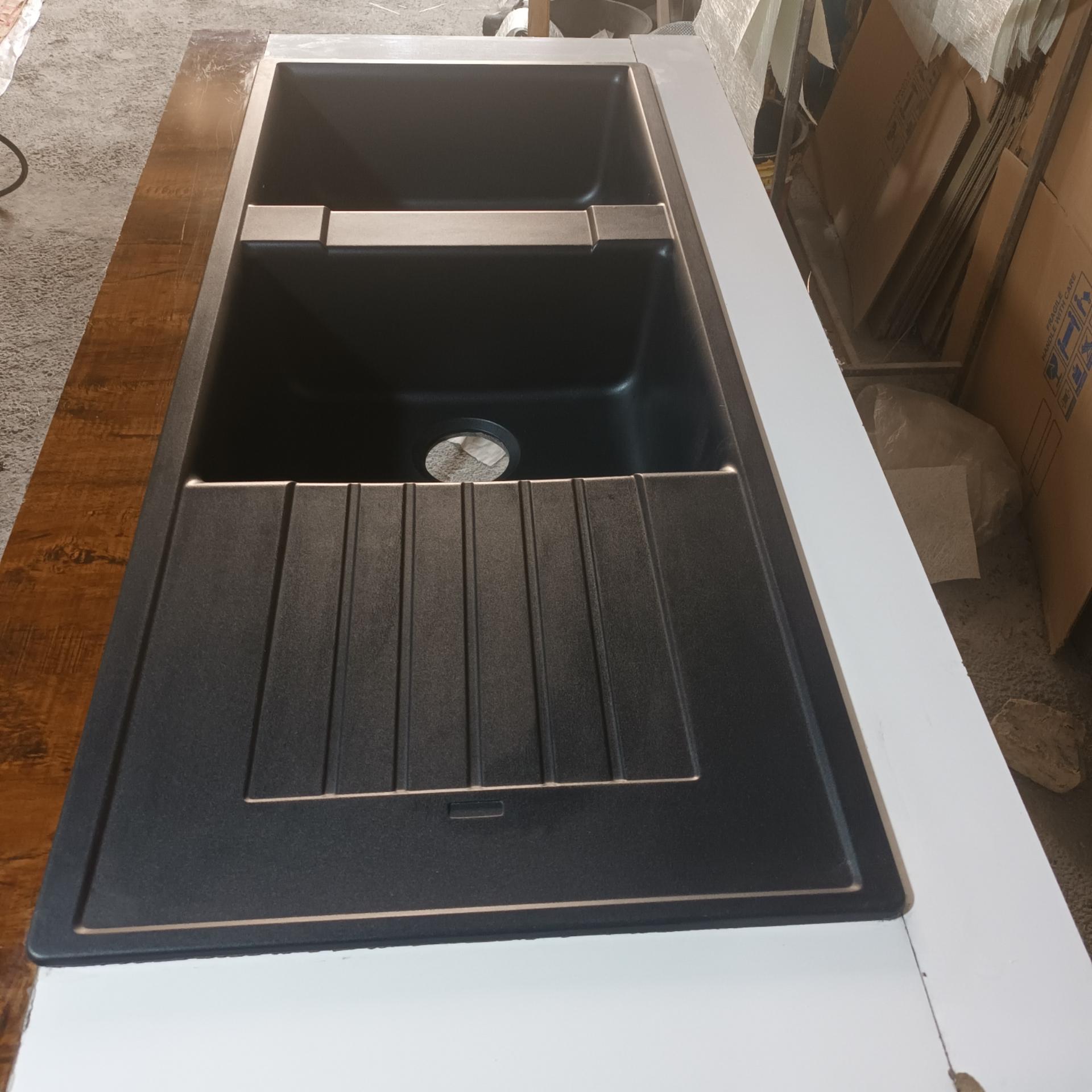 عکس آذین پلیمر