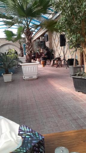 عکس رستوران سنتی عمارت مهر