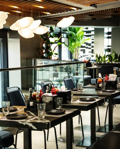 عکس فود فاکتوری الف 