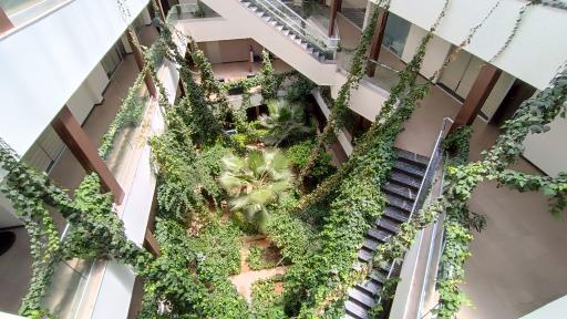 عکس مجتمع نوآوران 