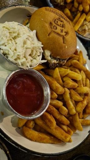 عکس فست فود دان تاون