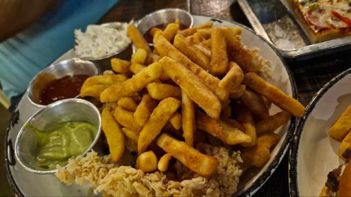 عکس فست فود دان تاون