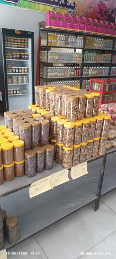 عکس شهر گلاب و عرقیات پیغمبری