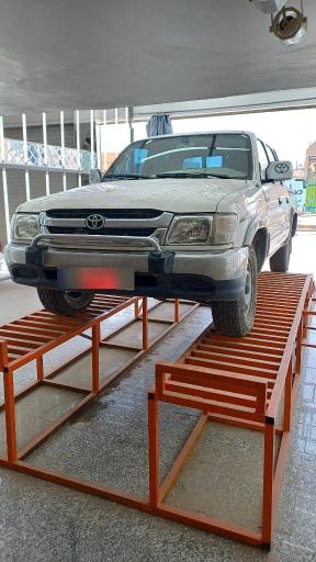 عکس کارشناسی و تشخیص رنگ خودرومیرشکاری