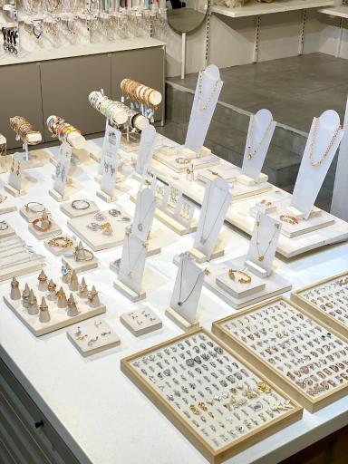 سنا اکسسوری (شعبه بلوار امین)