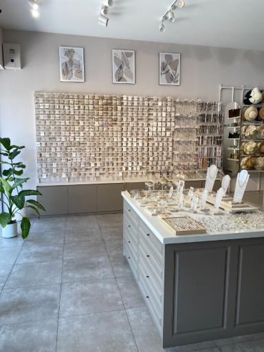 عکس سنا اکسسوری (شعبه بلوار امین)