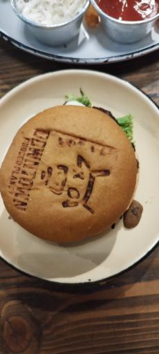 عکس فست فود دان تاون