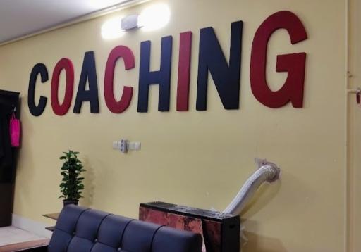 عکس مشاور توسعه کسب و کار همرات