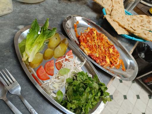 عکس فست فود دکتر لقمه