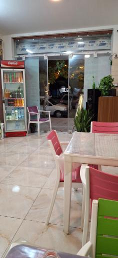 عکس رستوران سنتی مش قربون