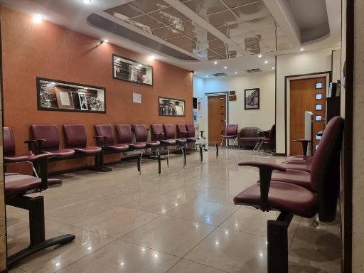 عکس دکتر فرزاد فرامرزی فوق تخصص گوارش ، کبد و آندوسکوپی