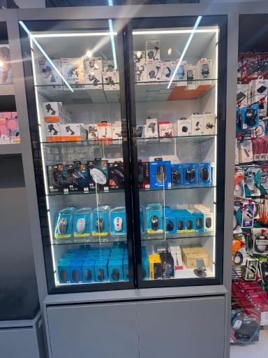 عکس فروشگاه موبایل ترنج