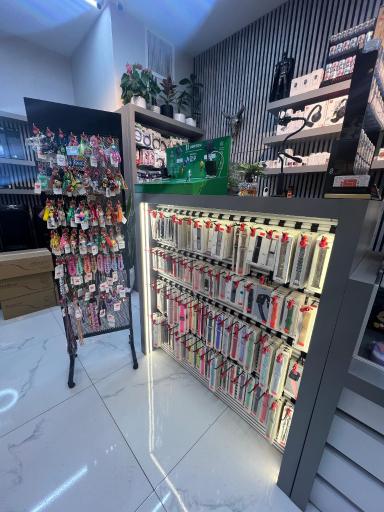 عکس فروشگاه موبایل ترنج