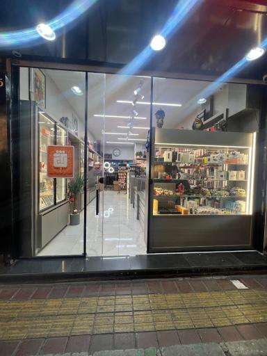 عکس فروشگاه موبایل ترنج