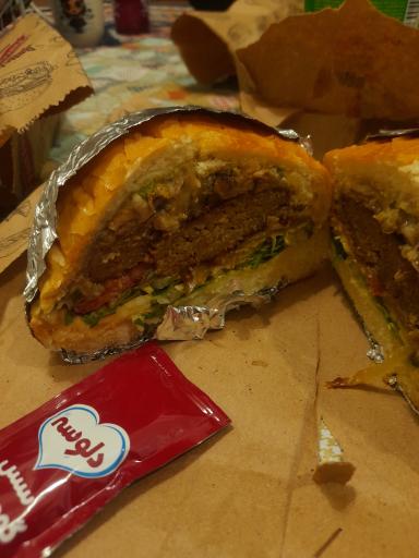 عکس فست فود دکتر لقمه