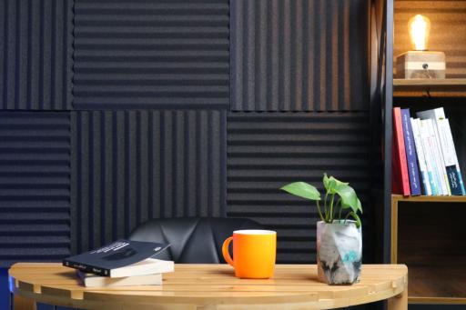 عکس استودیوی تولید محتوای آما