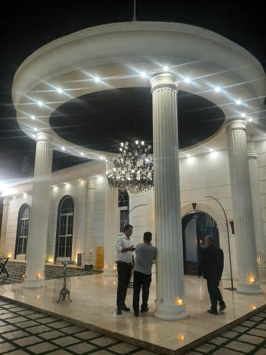 عکس باغ عمارت ارغوان