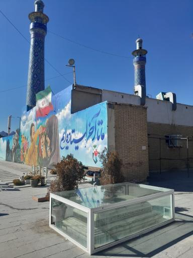 عکس مزار مرحوم آیت الله طاهری ره