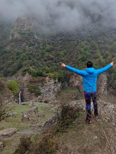 عکس آبشار شیخ موسی