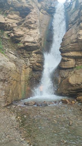 عکس آبشار شیخ موسی