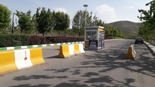 عکس ورودی پارکینگ کوهشار 