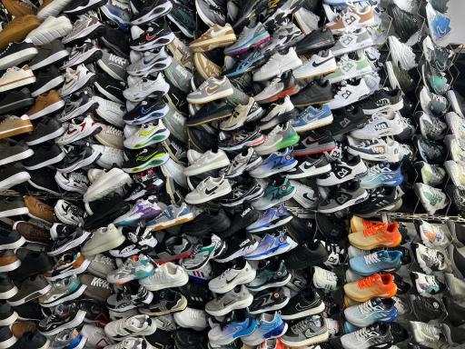 عکس فروشگاه کفش شهرام