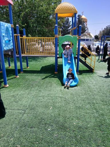 عکس زمین بازی کودکان