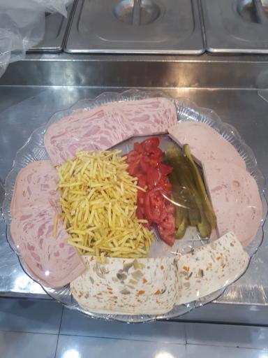 عکس ساندویچ سرد تاباویچ