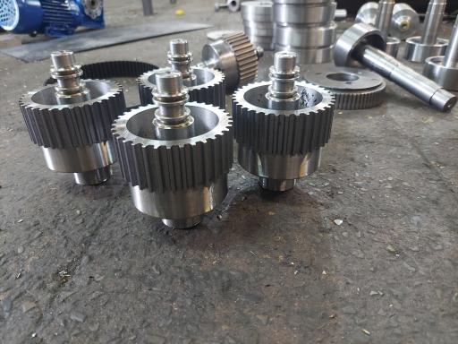 عکس چرخ دنده صنعتی دهقان