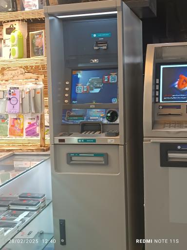 عکس خودپرداز بانک ملل 