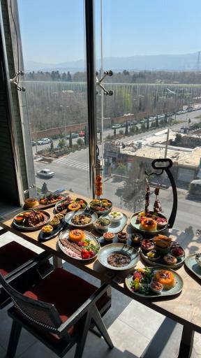 عکس کافه رستوران سلاوی