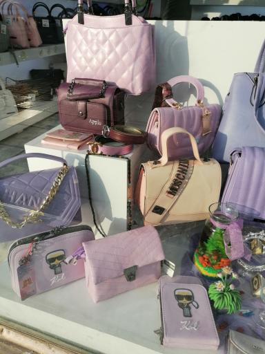 عکس کیف رنگی