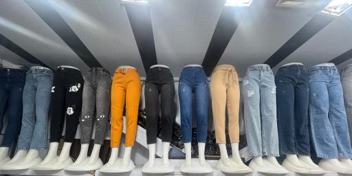 عکس عمده فروشی شلوار پویا جین 