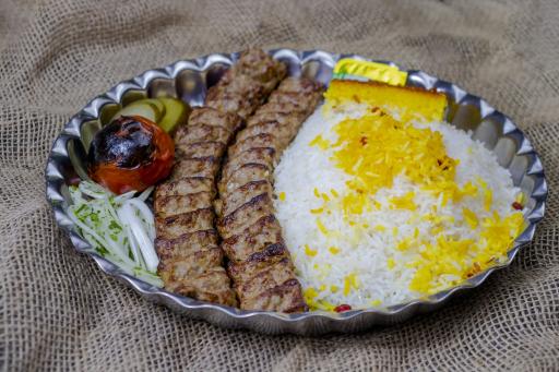 عکس کترینگ و غذای آماده فاخر