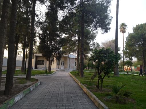 عکس کتابخانه عمومی فرصت شیرازی