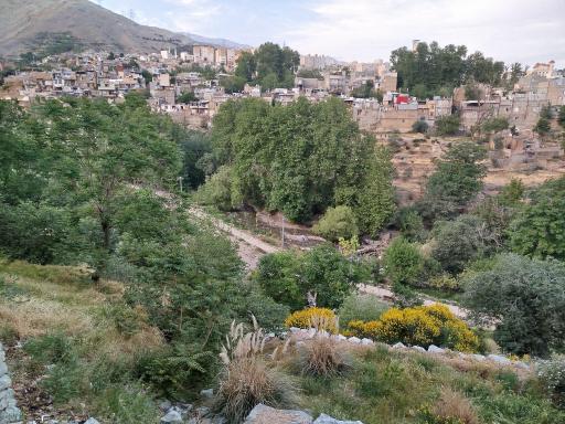 ورودی غربی روددره فرحزاد 