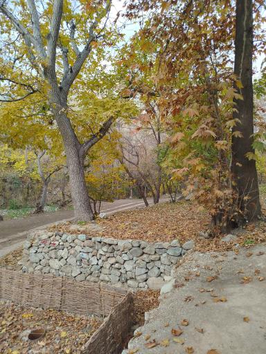 عکس ورودی غربی روددره فرحزاد 