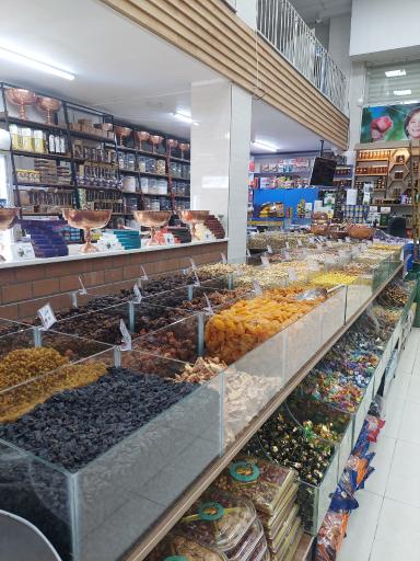 عکس فروشگاه مواد غذایی خانواده