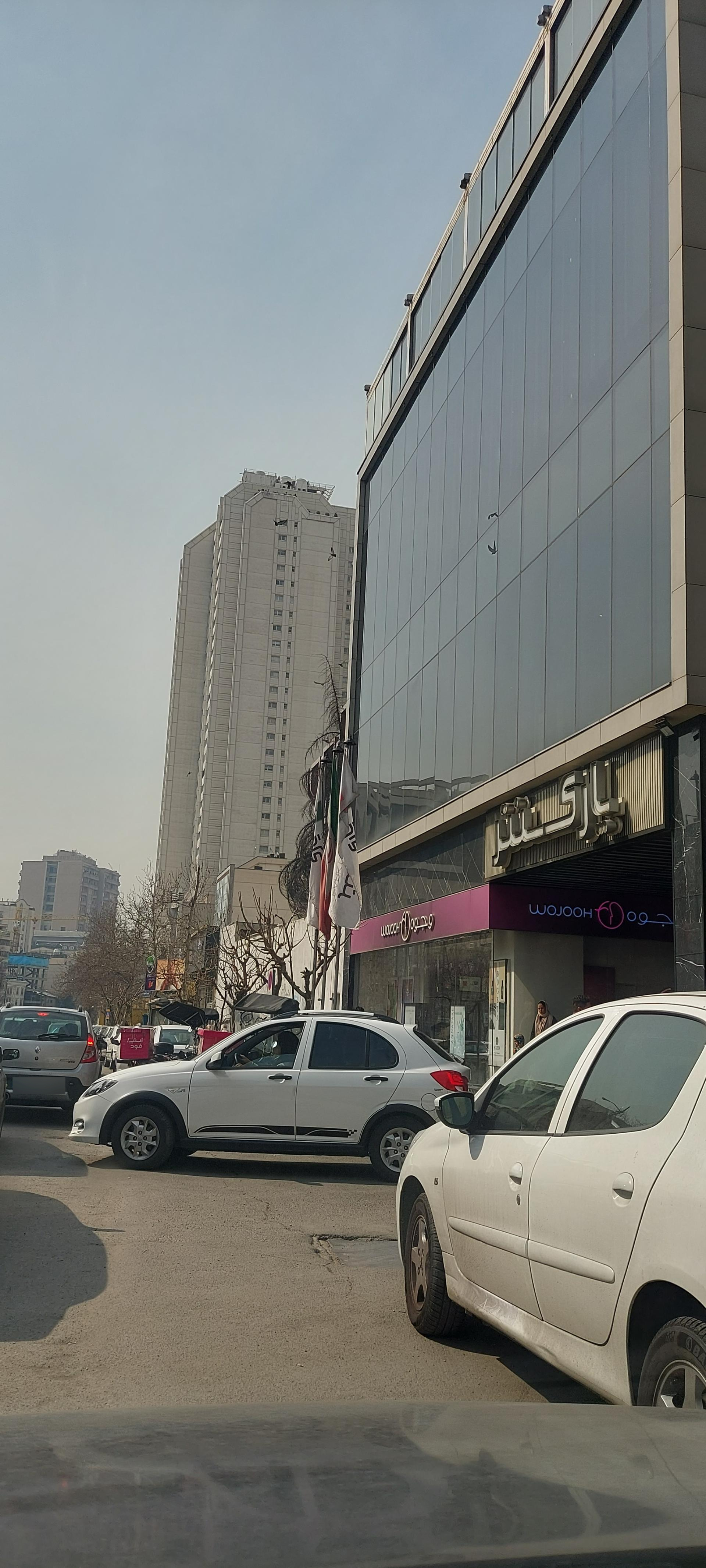 عکس مرکز خرید بام برند سنتر