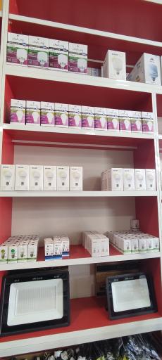 عکس فروشگاه رضا