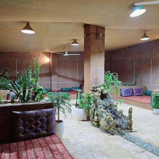 کافه باغ آرامش