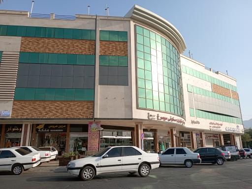 عکس مجتمع تجاری مسکونی سیمرغ