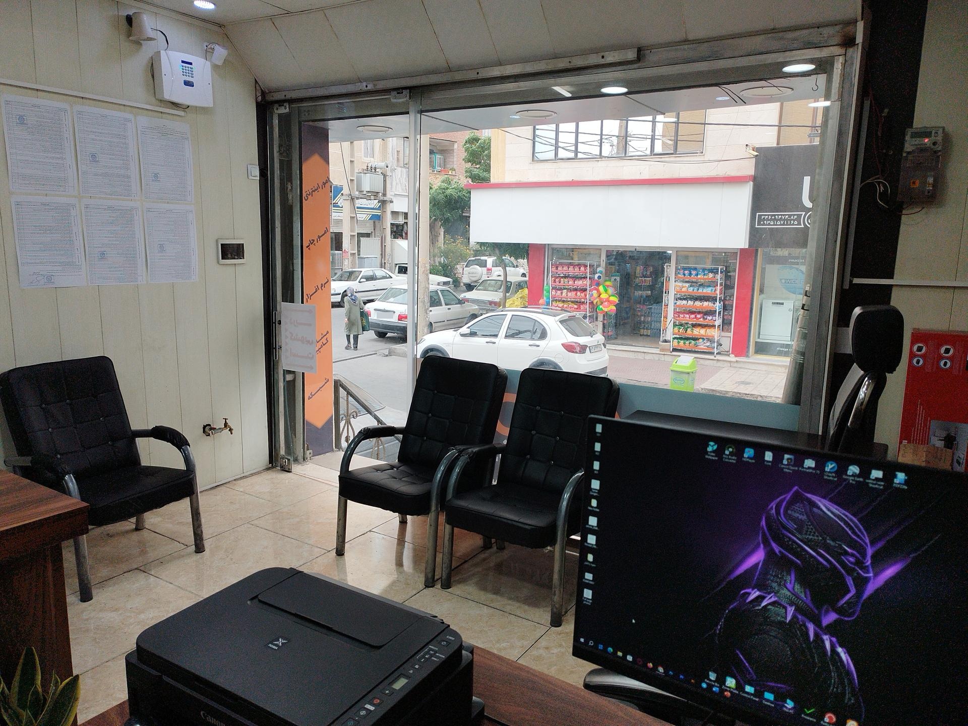 عکس تیا کمرا خدمات تولید محتوا در شبکه های مجازی