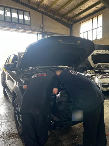 عکس تعمیرگاه خودرو کارکلاب