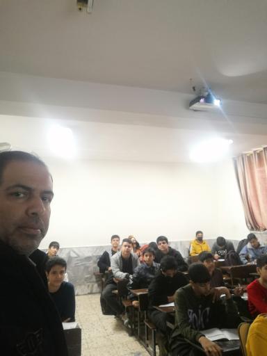 عکس دبیرستان پسرانه باقرالعلوم (دوره اول)