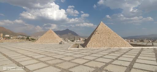 عکس اهرام ثلاثه مینی ورد